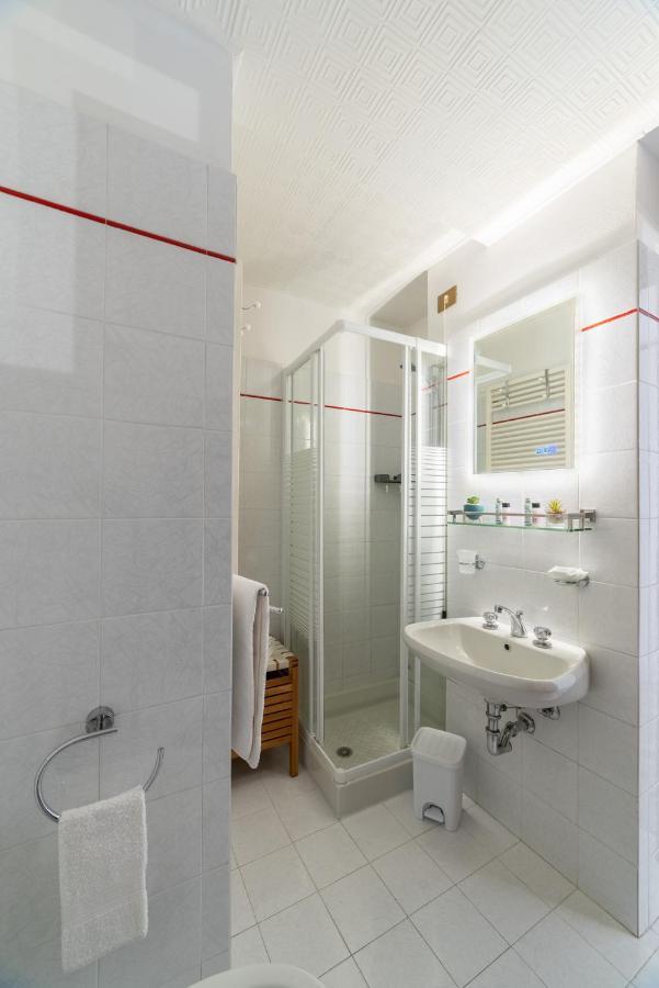 Centro Storico - Leonardo House Apartman Bergamo Kültér fotó